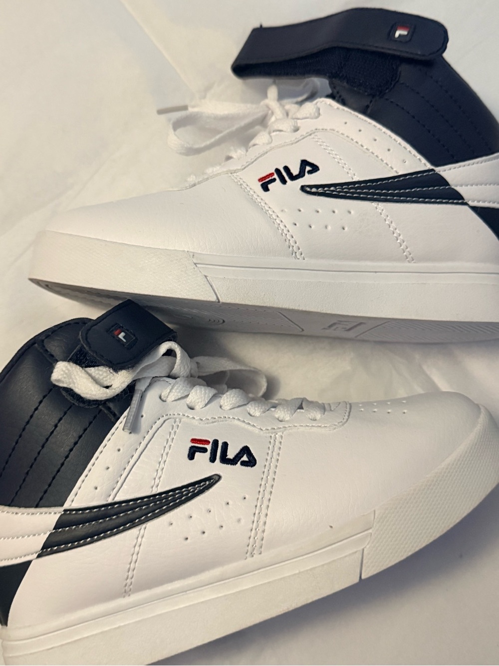 Fila Boys White and Blue High-Top Sneakers with Red Logo Detail